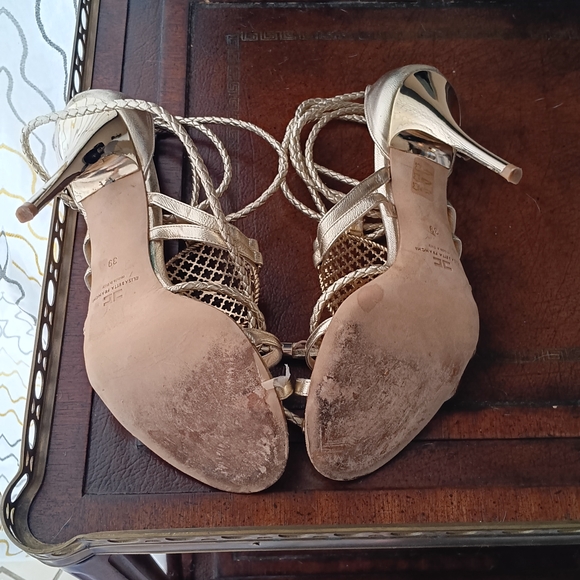 ELISABETH FRANCHI Sexy Gold Strappy Sandals 39 4 Inch Heel Barbie core Glam - Picture 7 of 8